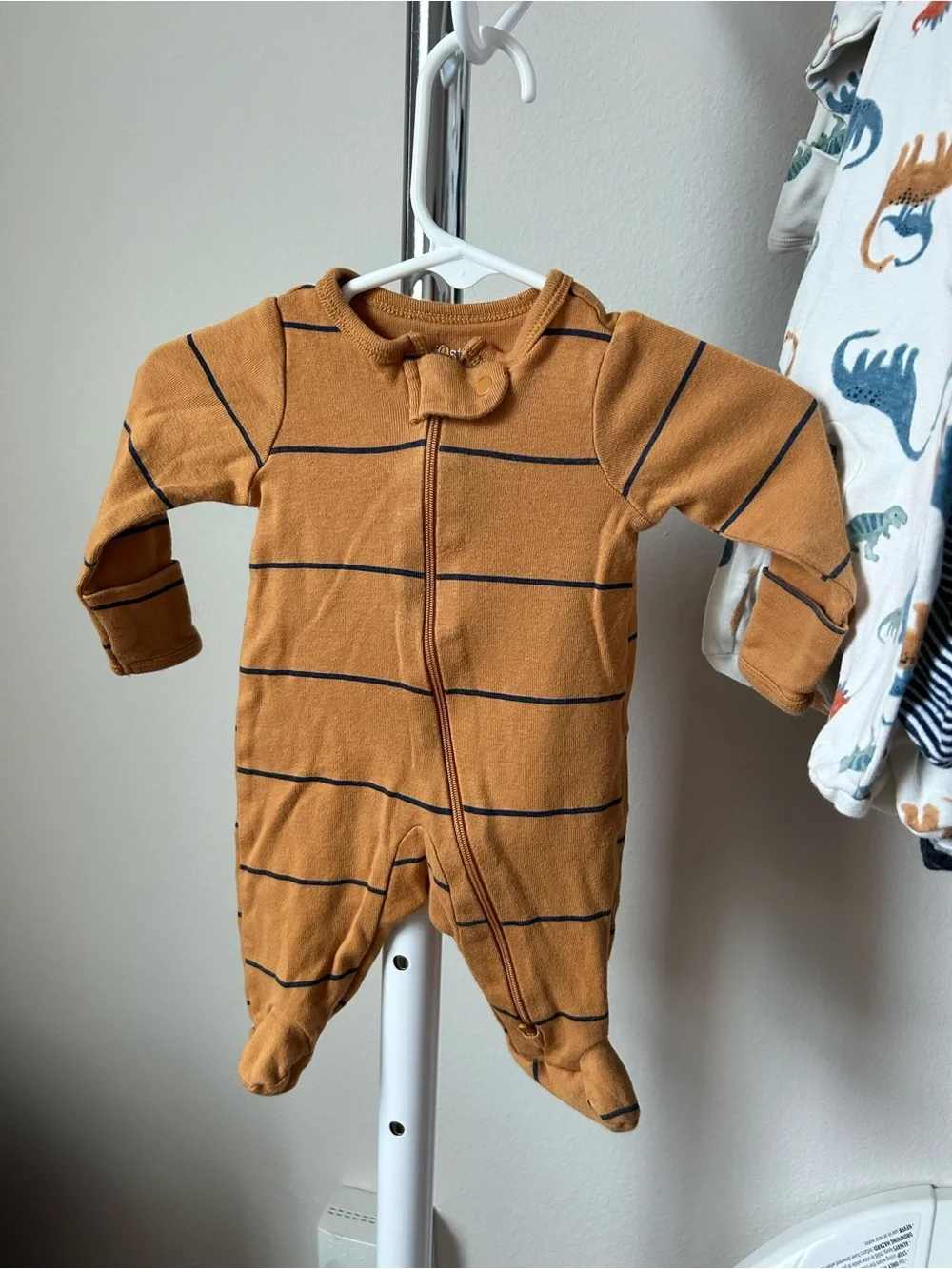 13 Newborn Baby Neutral Knit Footed Onesies Sleeper Pack